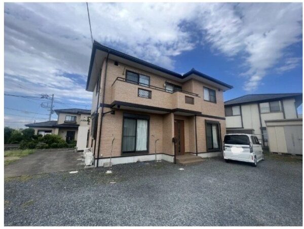 外壁　ブラウン