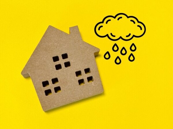 台風シーズンに備える！袖ヶ浦で知っておきたい外壁の防水性と塗膜の役割|木更津市・君津市・袖ヶ浦市の外壁塗装専門店サムネイル