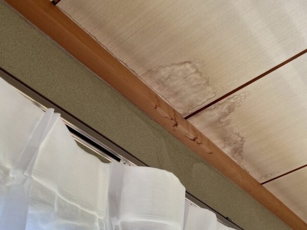 外壁塗装を放置するとどうなる？雨漏り、内部腐食、修繕費増大のリスク| 木更津市・君津市・袖ヶ浦市の外壁塗装専門店サムネイル