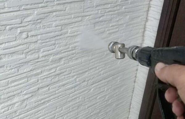 袖ヶ浦の冬にバイオ洗浄を勧める理由：カビの根を絶ち、塗料の密着を高める下地作り。|木更津市・君津市・袖ヶ浦市の外壁塗装専門店サムネイル